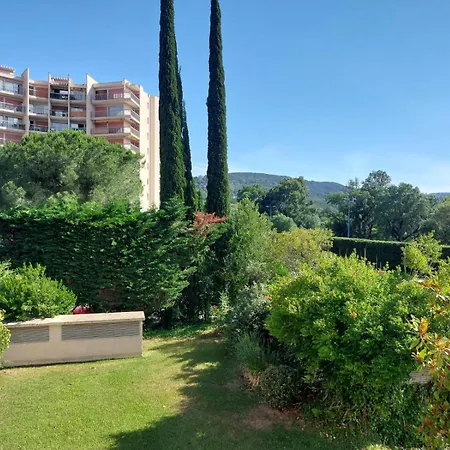 Nid Douillet Refait A Neuf, Proche De La Appartement *